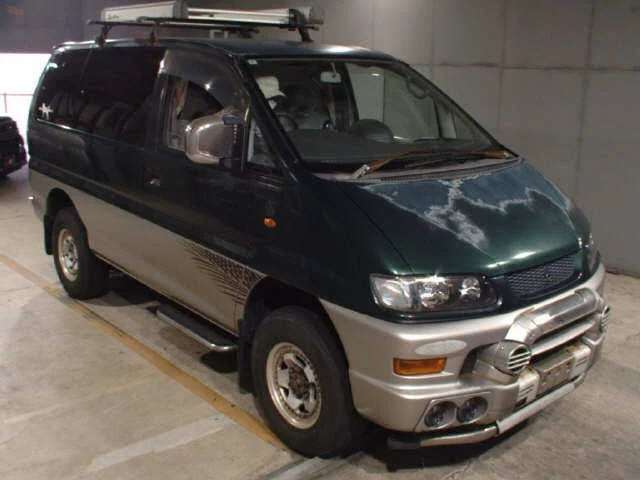 Mitsubishi Delica 1998