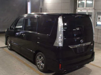 NISSAN SERENA 2