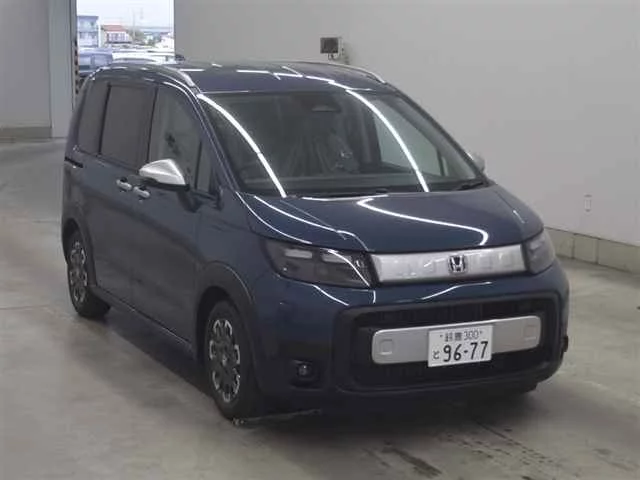 Honda Freed  с аукциона в Японии