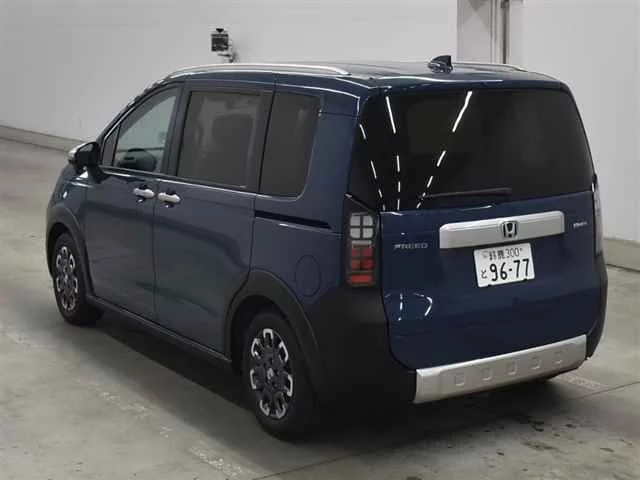 Honda Freed  с аукциона в Японии