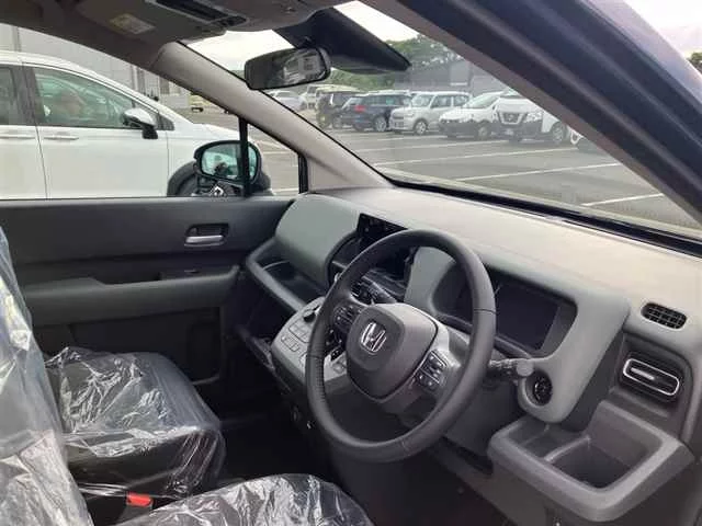 Honda Freed  с аукциона в Японии