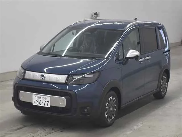 Honda Freed  с аукциона в Японии