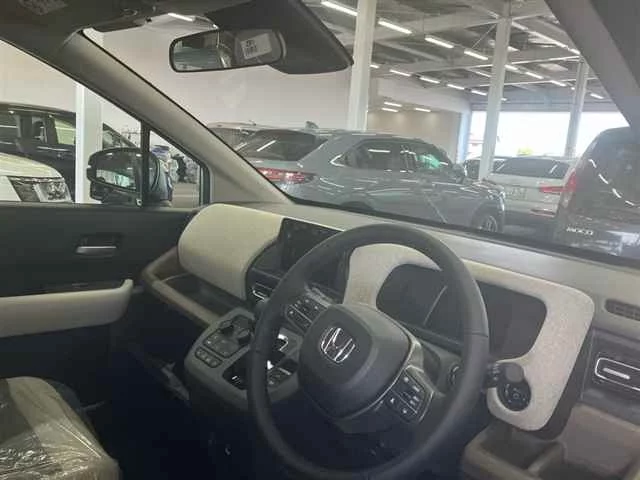 Honda Freed  с аукциона в Японии