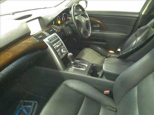 Honda Legend  с аукциона в Японии