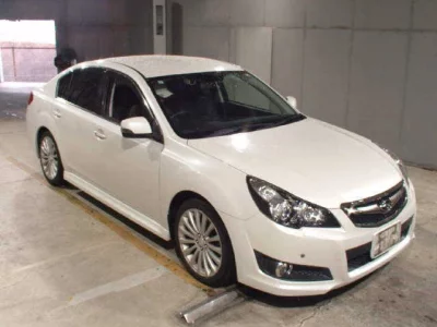 SUBARU LEGACY B4