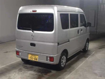 NISSAN CLIPPER VAN