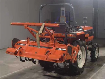 KUBOTA KUBOTA