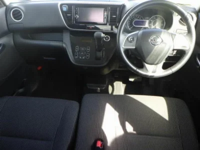 NISSAN DAYZ ROOX 3