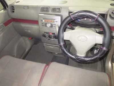 DAIHATSU MOVE CONTE