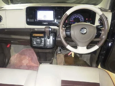 SUZUKI MRWAGON