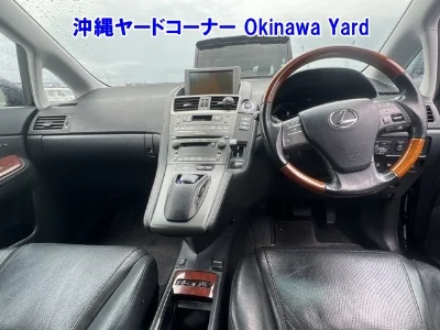 Lexus HS250h