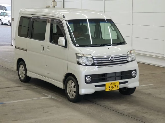Daihatsu Atrai 2017