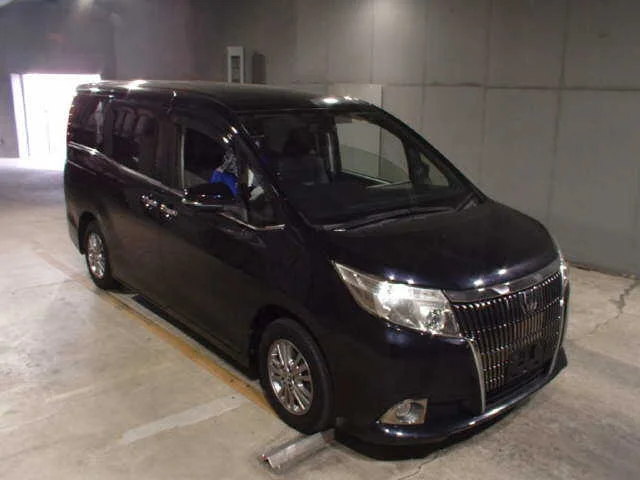 Toyota Esquire 2016