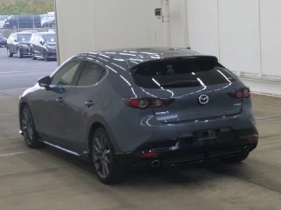 MAZDA MAZDA3 FASTBACK