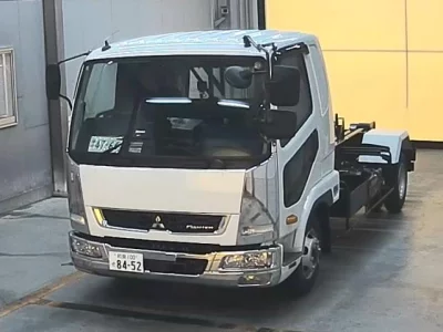 MITSUBISHI FUSO FIGHTER