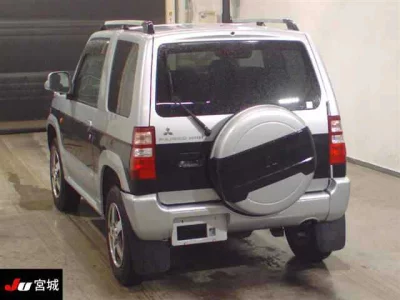 MITSUBISHI PAJERO MINI
