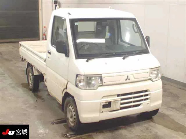 Mitsubishi Minicab 2012
