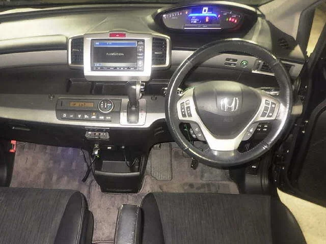 Honda Freed 2012