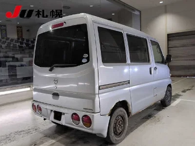 NISSAN CLIPPER VAN