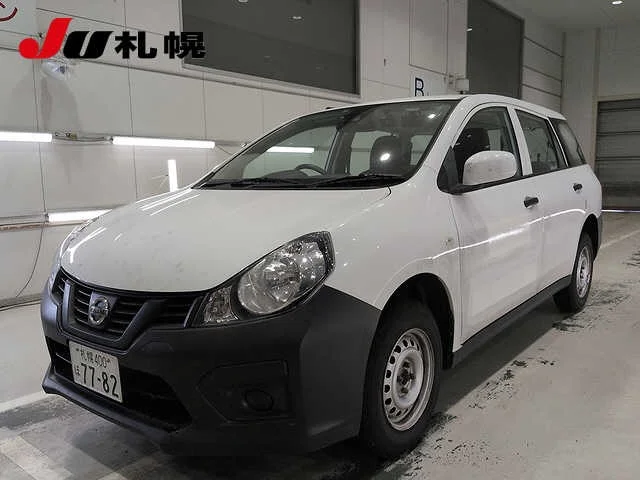 Nissan AD 2018