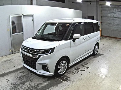 MITSUBISHI DELICA D2