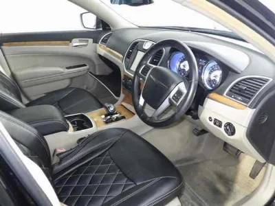 CHRYSLER 300