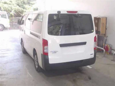 Nissan Caravan