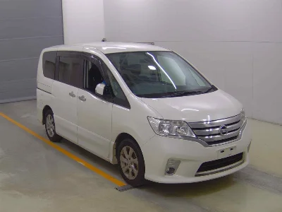 Статистика аукционов Nissan Serena
