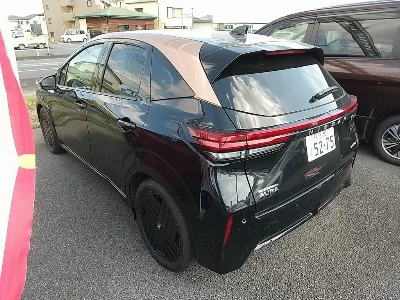 NISSAN AURA 2
