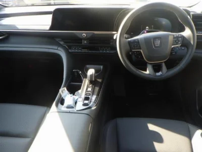 Toyota Crown Sport