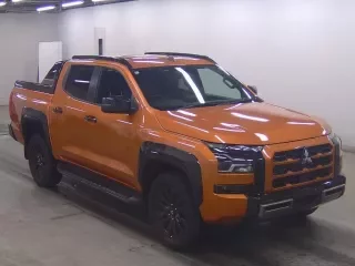 MITSUBISHI TRITON