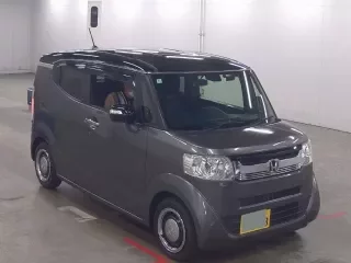 HONDA N BOX SLASH
