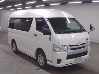 TOYOTA REGIUS VAN