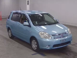 TOYOTA RAUM