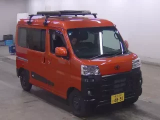 TOYOTA PIXIS VAN