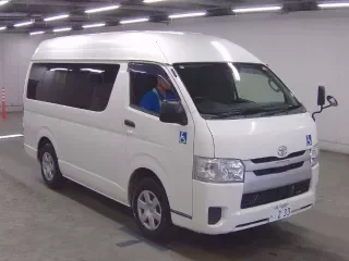 TOYOTA REGIUS VAN