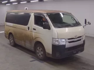 TOYOTA REGIUS VAN