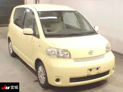 TOYOTA PORTE