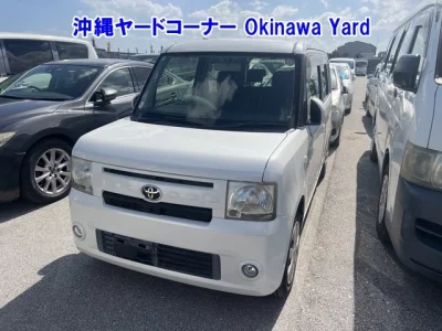TOYOTA PIXIS SPACE