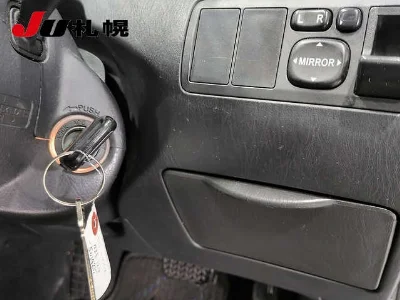 TOYOTA COROLLA RUNX