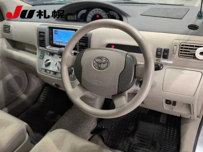Toyota Raum