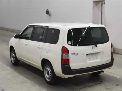 Mazda Familia S-Wagon