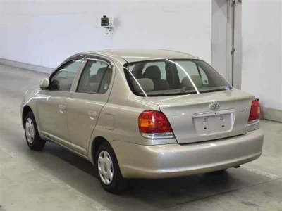 TOYOTA PLATZ