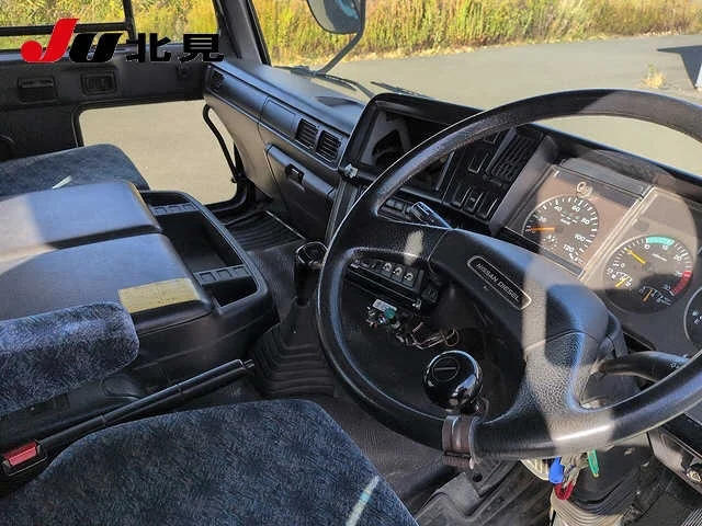 NISSAN DIESEL (UD) BIG THUMB  с аукциона в Японии