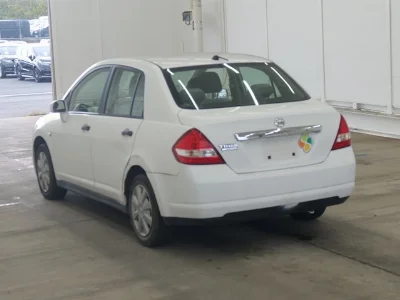 Nissan Tiida Latio