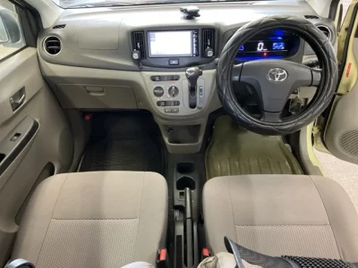 TOYOTA PIXIS EPOCH