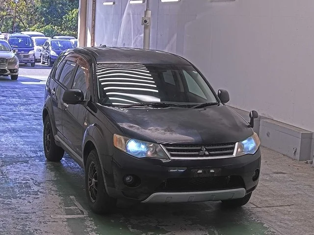 Mitsubishi Outlander  с аукциона в Японии