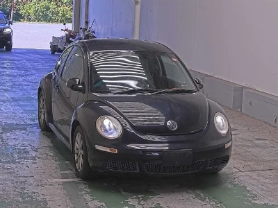 VOLKSWAGEN NEW BEETLE