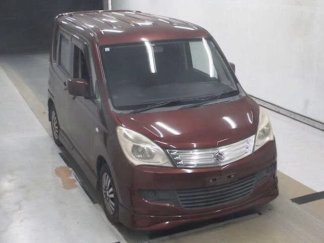 Suzuki Solio 2011