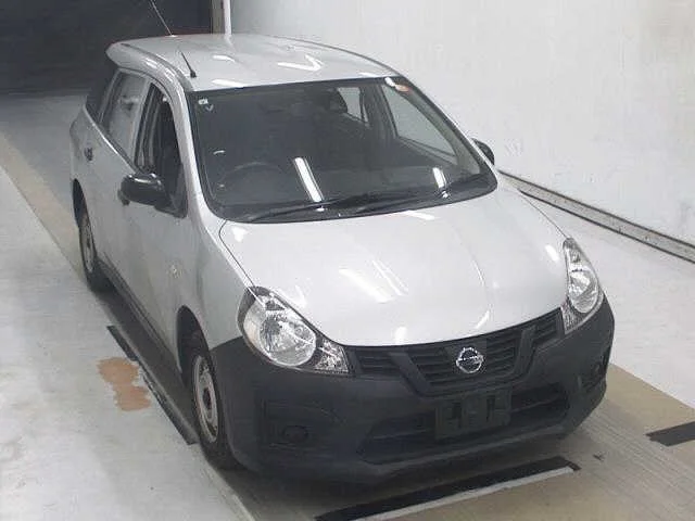Nissan AD 2020